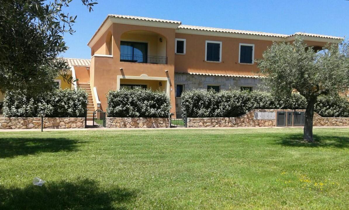 Residence Edilmare San Teodoro Eksteriør bilde